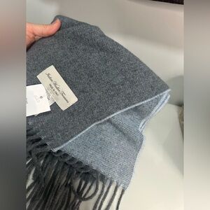 ITALIAN WOOLLEN TREASURES Wool Scarf
